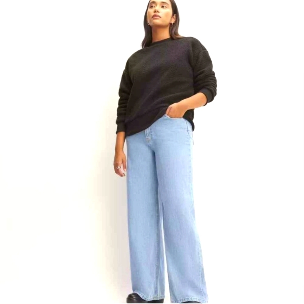 EVERLANE The ReNew Fleece Oversized Crewneck - Picture 4 of 8